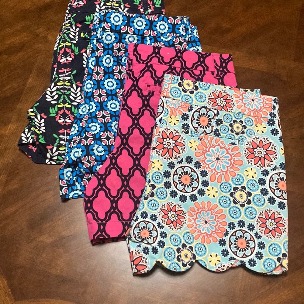 Crown & ivy shorts